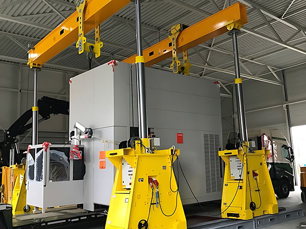 Mast Straddle Crane